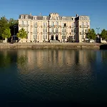 Les Jardins Du Mess 호텔