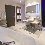 Les Jardins Du Mess 호텔 4*