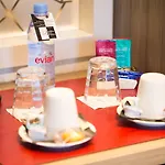 Les Jardins Du Mess 4* 베르됭쉬르뫼즈