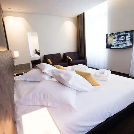 Hotel Les Jardins Du Mess