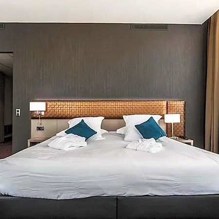 Les Jardins Du Mess Hotell