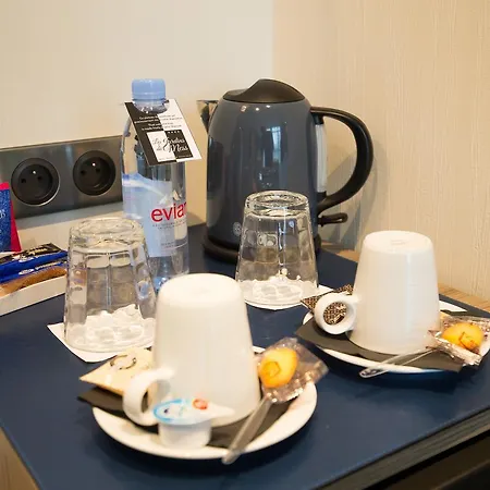 Les Jardins Du Mess 4*