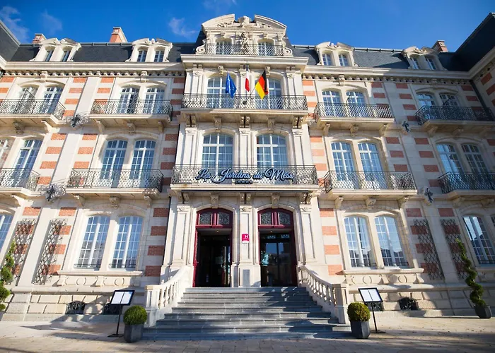 Hotel Les Jardins Du Mess 4*